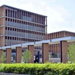 レス2番のリンク先のサムネイル画像