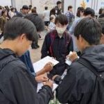 レス1番のリンク先のサムネイル画像